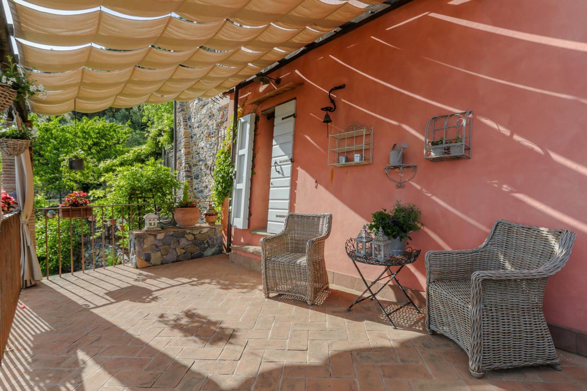Villa sii felice Buti Exteriör bild